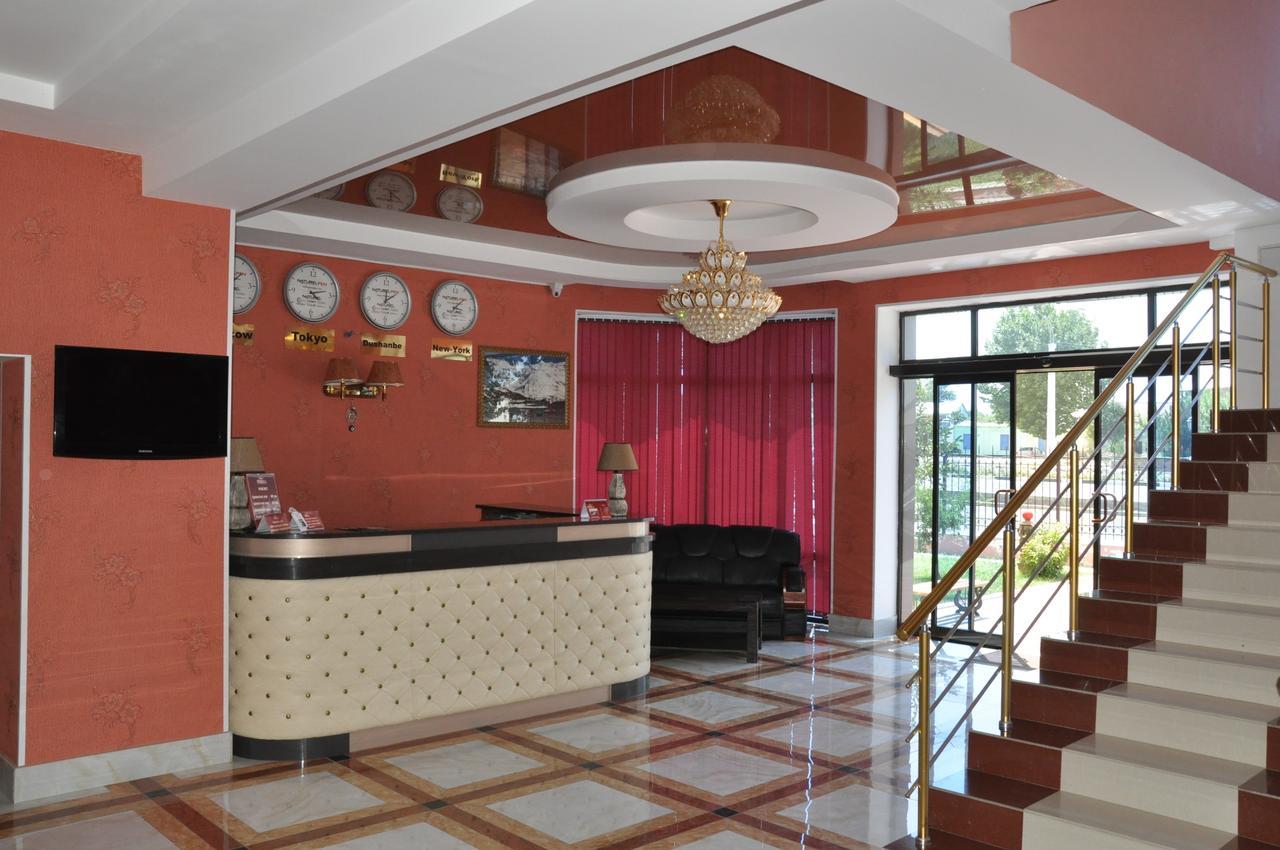 Firuz Hotel Khujand Exteriör bild