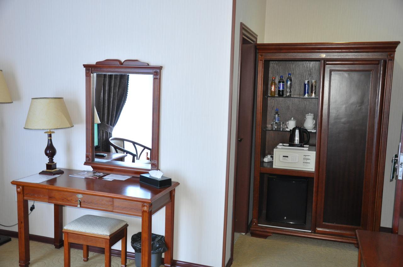 Firuz Hotel Khujand Rum bild
